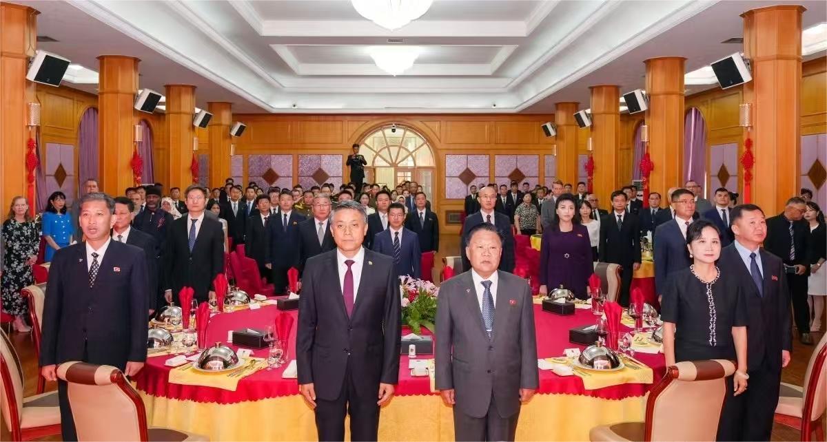 中国驻朝鲜使馆举办纪念中国人民抗日战争暨世界反法西斯战争胜利80周年招待会